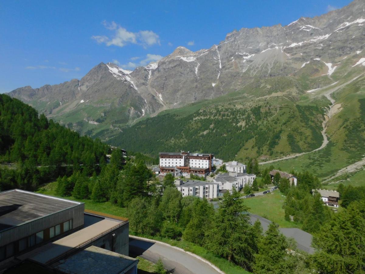 Apartamento Il Gioiello Di Cervinia Breuil-Cervinia Exterior foto